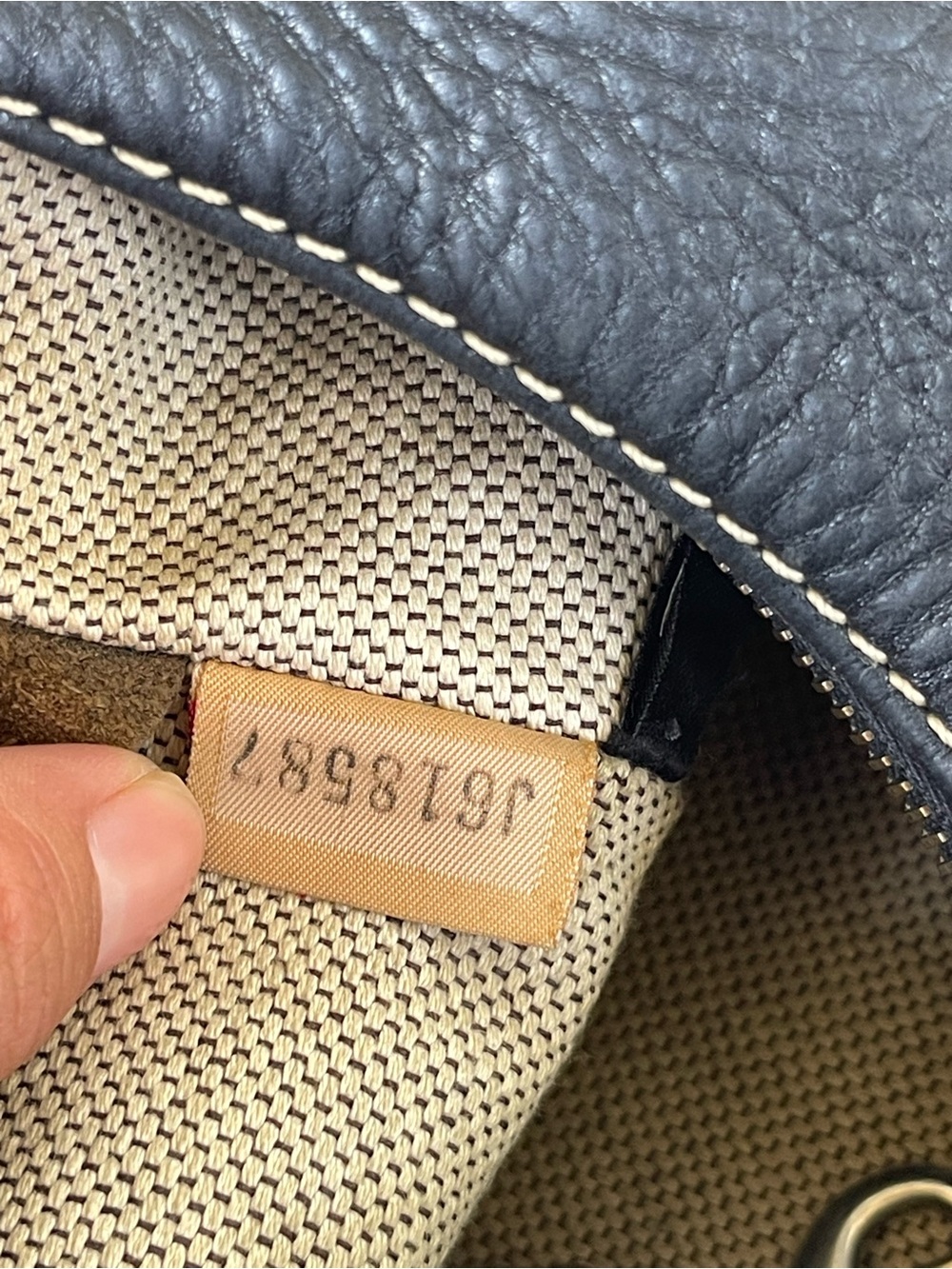 Dooney & Bourke Black Pebbled Leather Hobo Shoulder Bag - Picture 12 of 16